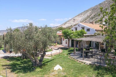 /international/es/lecrin-andalusia-310102609237/