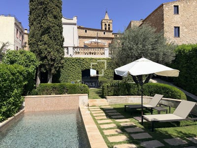 /international/es/castell-platja-d-aro-catalonia-310107792697/