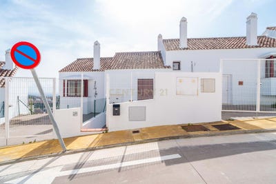/international/es/casares-andalusia-310108560858/