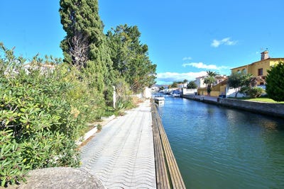 /international/es/castello-d-empuries-catalonia-310103457523/