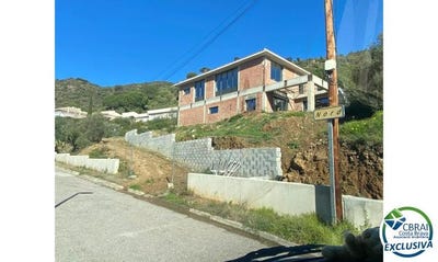 /international/es/pau-girona-catalonia-310108318962/