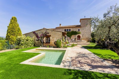 /international/es/castellet-i-la-gornal-catalonia-120088997110/
