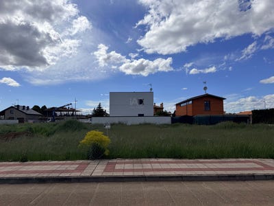 /international/es/calle-vela-zanetti-villaquilambre-castile-and-leon-310108182427/