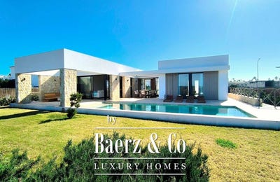 /international/es/304-ub-cala-picas-ciutadella-de-menorca-balearic-islands-310108508928/