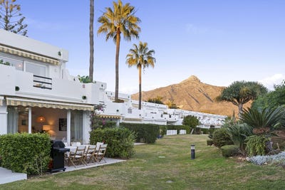 /international/es/2-urbanizacion-los-algarrobos-costa-del-sol-andalusia-310105186229/