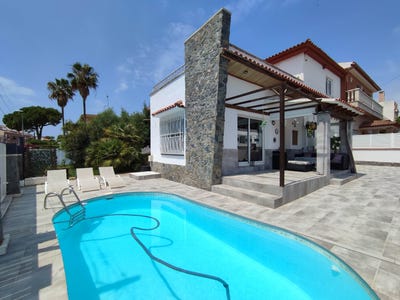 /international/es/carrer-de-montblanc-cunit-catalonia-310108517205/