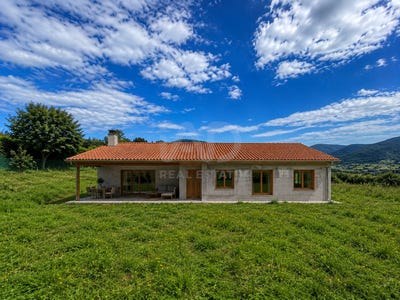 /international/es/aldea-pulide-castrillon-asturias-310108244461/