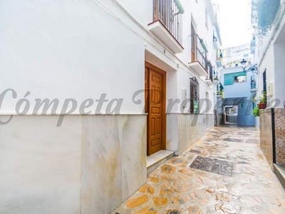 /international/es/competa-andalusia-120090071303/
