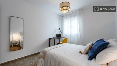 /international/es/malaga-andalusia-310108563044/
