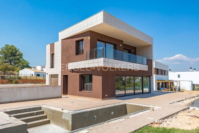 /international/es/sant-esteve-sesrovires-catalonia-310100953831/