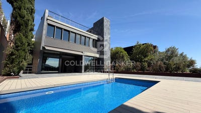 /international/es/barcelona-barcelona-sarria-sant-gervasi-barcelona-barcelona-sarria-sant-gervasi-barcelona-barcelona-catalonia-310108319229/