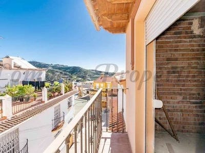 /international/es/algarrobo-andalusia-120094018867/