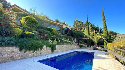 /international/es/castell-platja-d-aro-catalonia-310100762180/?lang=it