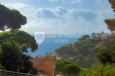 /international/es/tossa-de-mar-catalonia-310103643632/