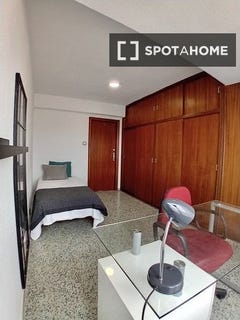 /international/es/alicante-valencian-community-310108618879/