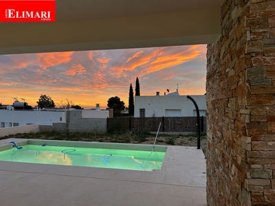 /international/es/calle-magnolies-10-alcanar-catalonia-310100903393/