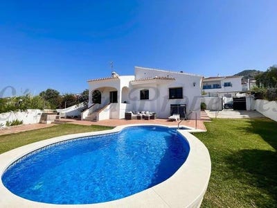 /international/es/nerja-andalusia-310100829568/?lang=zh-tw