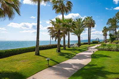 /international/es/estepona-andalusia-310101036437/
