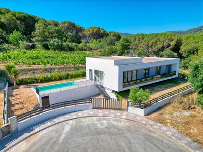 /international/es/santa-cristina-d-aro-catalonia-310100645542/