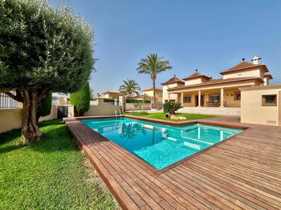 /international/es/beniarbeig-valencian-community-310103412979/