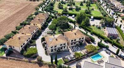 /international/es/torroella-de-fluvia-catalonia-310110164136/