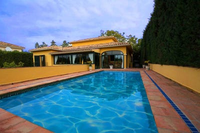 /international/es/plaza-de-la-victoria-1-marbella-catalonia-310109730054/