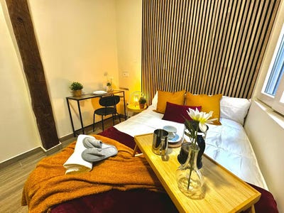 /international/es/plaza-de-tirso-de-molina-madrid-madrid-310094465839/