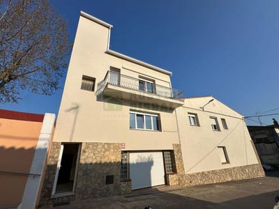 /international/es/torroella-de-montgri-catalonia-310103558340/