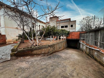 /international/es/carrer-del-mestre-ramon-camps-sant-vicenc-dels-horts-catalonia-310108182134/
