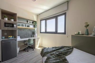 /international/es/calle-elche-sevilla-andalusia-310106406169/