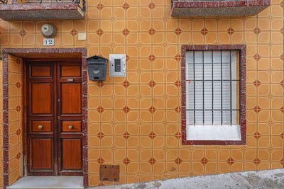 /international/es/guaro-andalusia-310103816933/