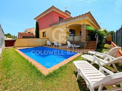 /international/es/l-escala-catalonia-310100361281/