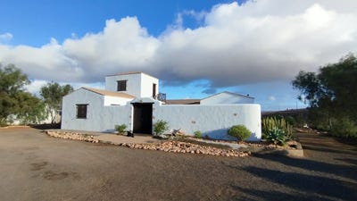 /international/es/tuineje-canary-islands-310104278050/