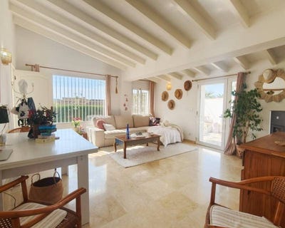 /international/es/moraira-valencian-community-310108865680/