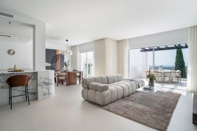 /international/es/duplex-penthouse-with-expansive-terraces-and-sea-views-in-la-quinta-benahavis-marbella-nueva-andalucia-malaga-spain-marbella-valencian-community-310108250103/