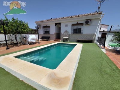 /international/es/lugar-del-feje-907-albunuelas-andalusia-310104890989/