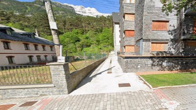 /international/es/avenida-avenida-de-fernando-el-catolico-35-b-canfranc-aragon-310105943278/