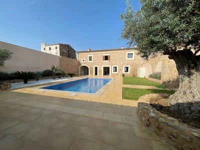 /international/es/28-carrer-comerc-sa-pobla-balearic-islands-310108893723/