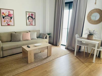 /international/es/calle-segura-sevilla-andalusia-310108669951/