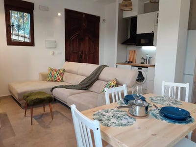 /international/es/camino-pozo-de-aparisi-valencia-valencian-community-310093848263/