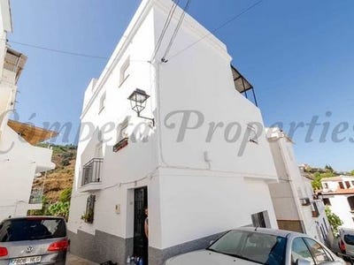 /international/es/competa-andalusia-120090071036/