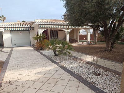 /international/es/orihuela-costa-a-orihuela-costa-valencian-community-310108921676/