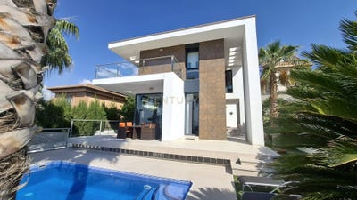 /international/es/zubia-la-andalusia-310104989015/