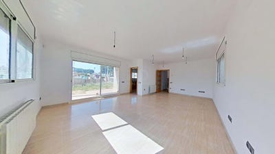 /international/es/avinguda-de-sant-josep-bellvei-catalonia-310108922776/