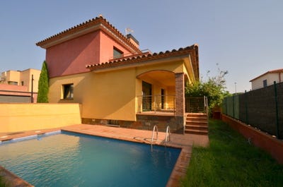 /international/es/l-escala-girona-catalonia-310106967376/