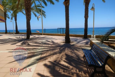 /international/es/algarrobo-andalusia-310106132796/