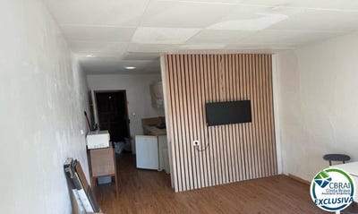 /international/es/sant-llorenc-de-la-muga-girona-catalonia-310104343642/