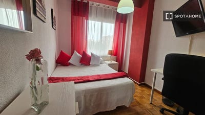 /international/es/alcala-de-henares-madrid-310108563184/