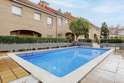 /international/es/molins-de-rei-catalonia-310100637327/