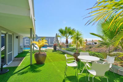 /international/es/adeje-canary-islands-310109130501/